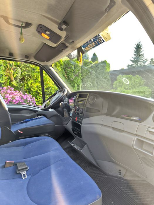 IVECO 35C12 2007r z windą