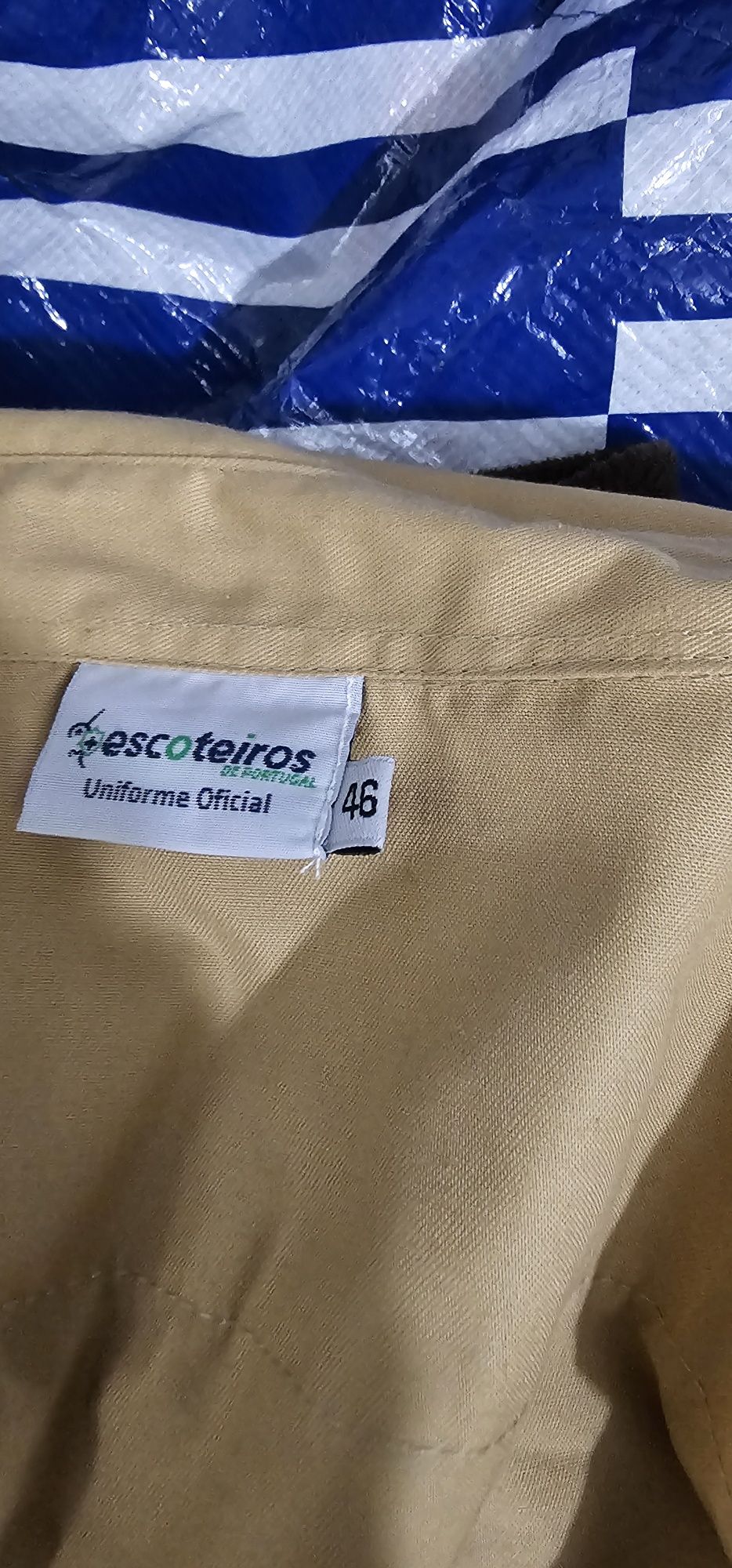 Escoteiros diversas roupas