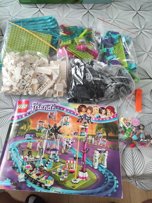 Zestaw LEGO Friends - Kolejka górska w parku rozrywki 41130