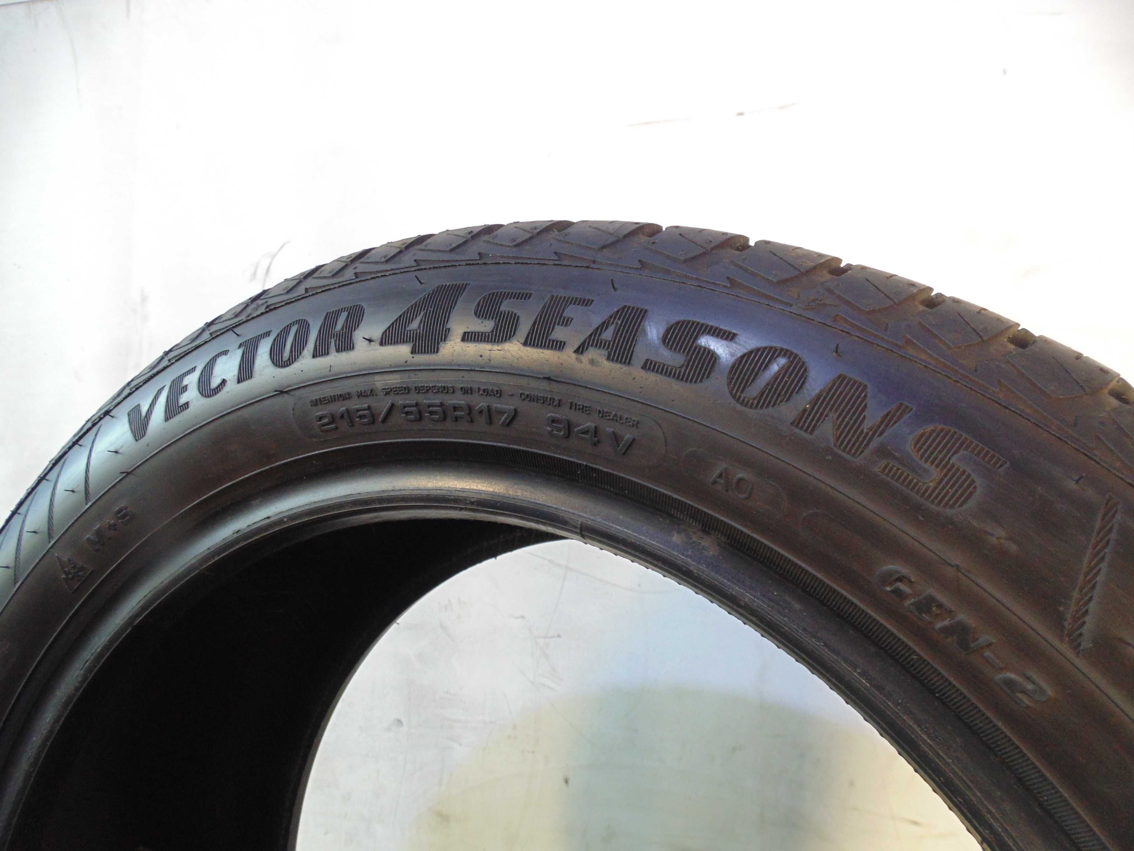 2x 215/55 R17 94V Goodyear 4Seasons G2  7mm 2020/18r