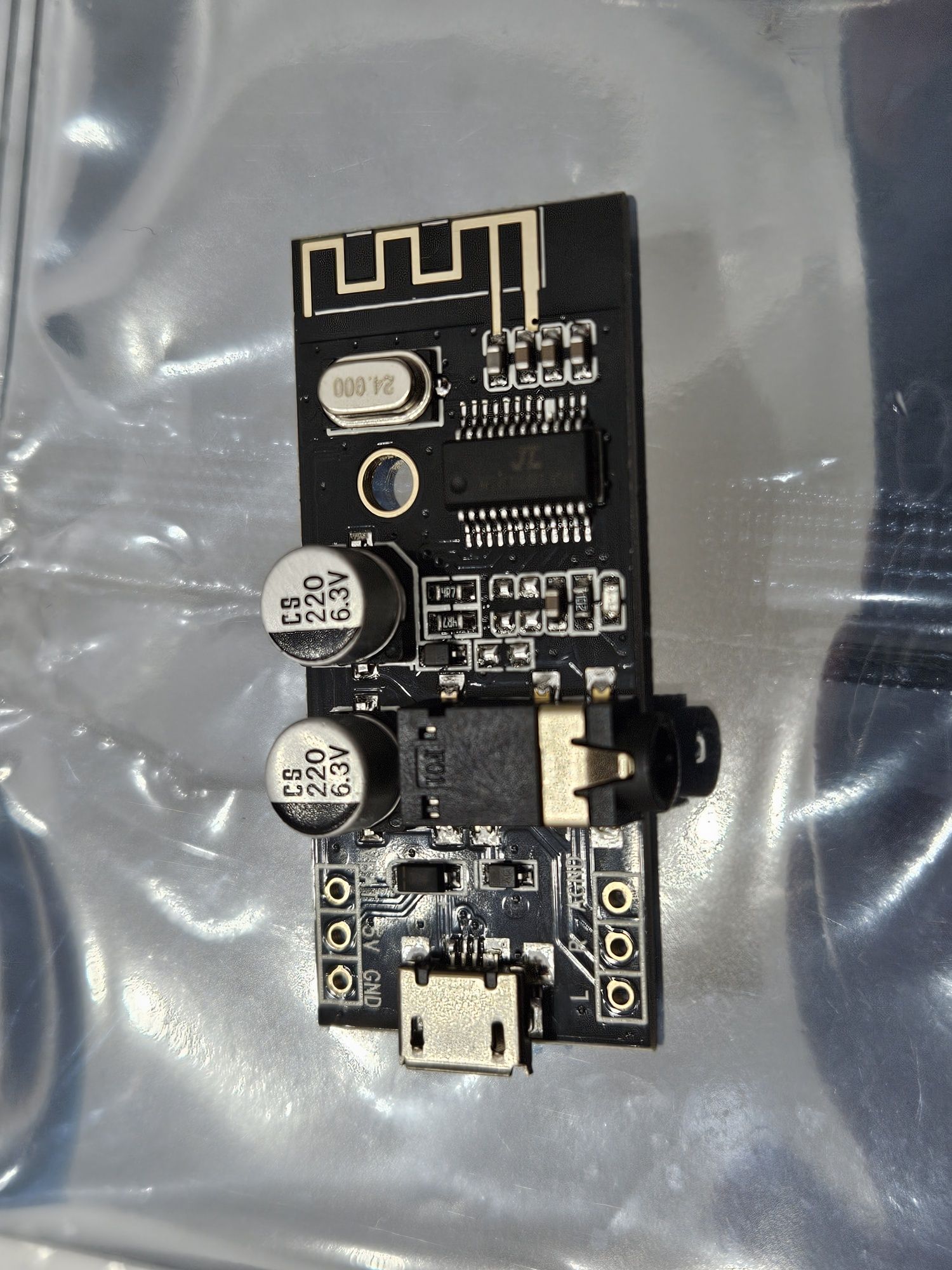 Модуль Bluetooth М28. Блютуз 4.2 Стерео. Стабильное подключение.