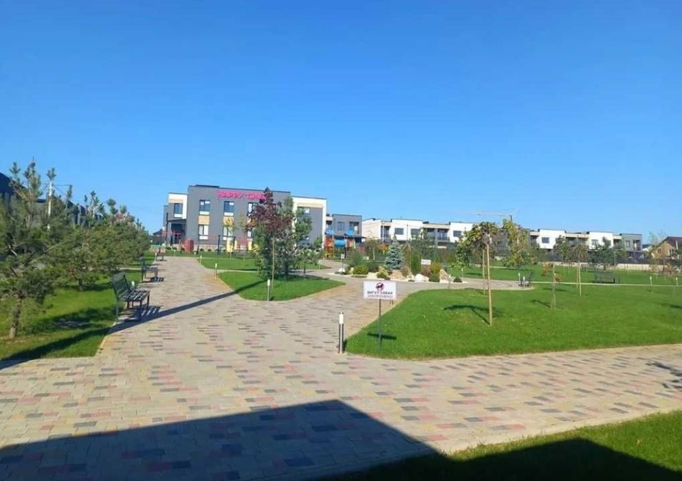 Продається котедж в с. Байківці