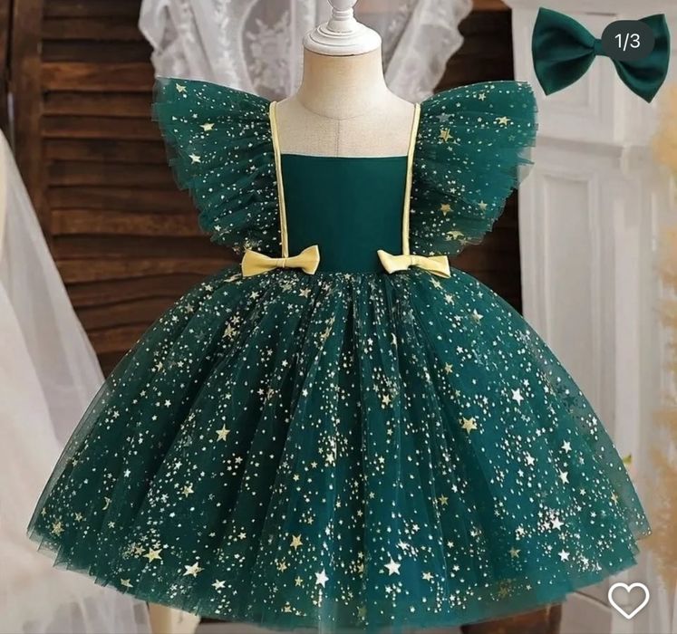 Святкова чарівна сукня на дівчинку