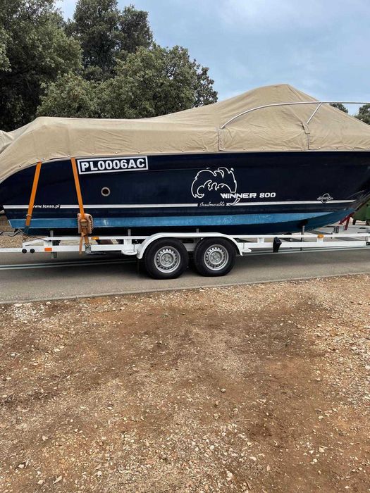 JACHT  motorowy  WINNER 800 silnik SUZUKI 250 km V6