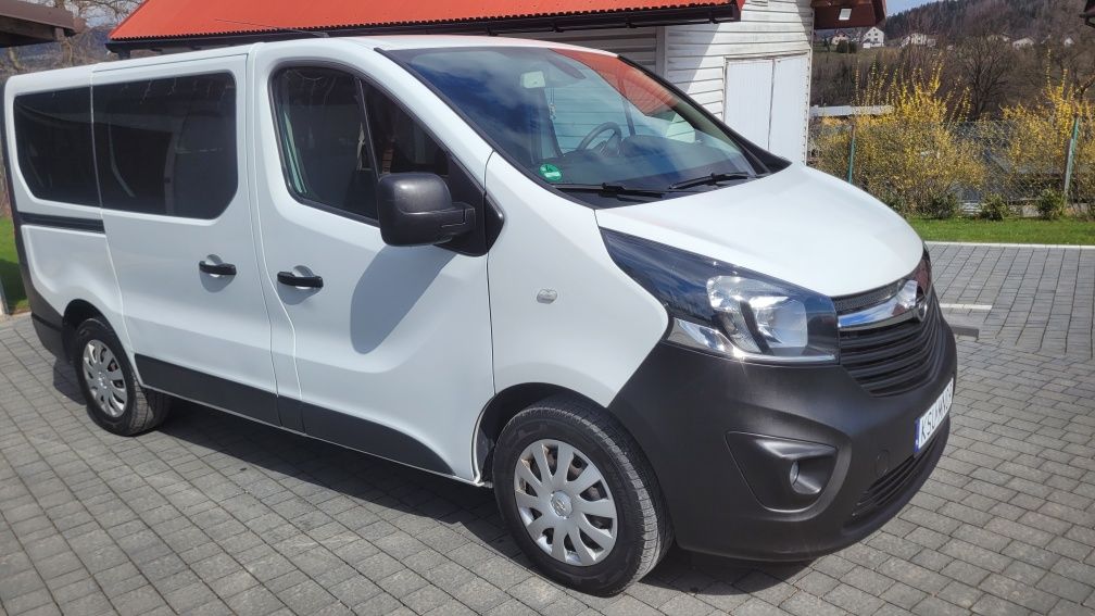Opel vivaro 2018 r 8 osób przeb. 167 tys