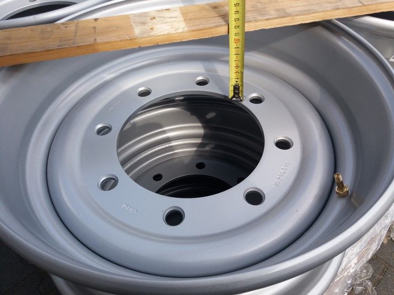 FELGI 7,50-19,5 8 otw. ET0 pod 265/70R19,5 285/70R19,5 do Przyczep