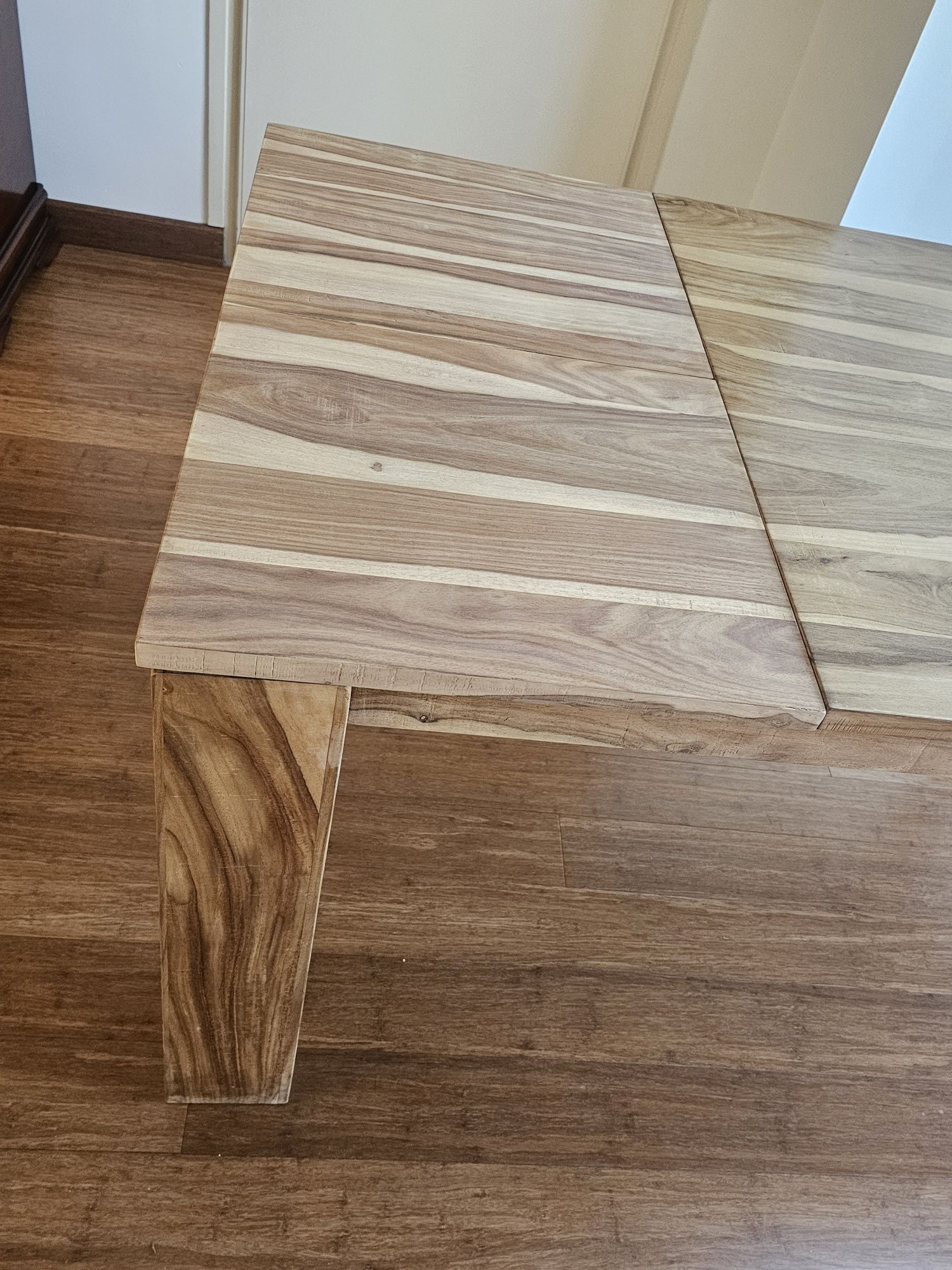 Unikatowy drewniany stół rozkładany 160/210x90x77 z mango