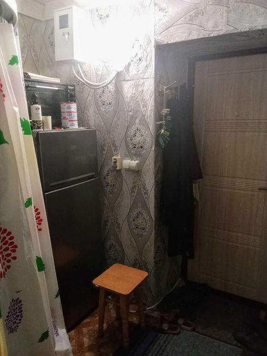 Кімната в гуртожитку з власною душевою кабіною(Зарічанська)*REX