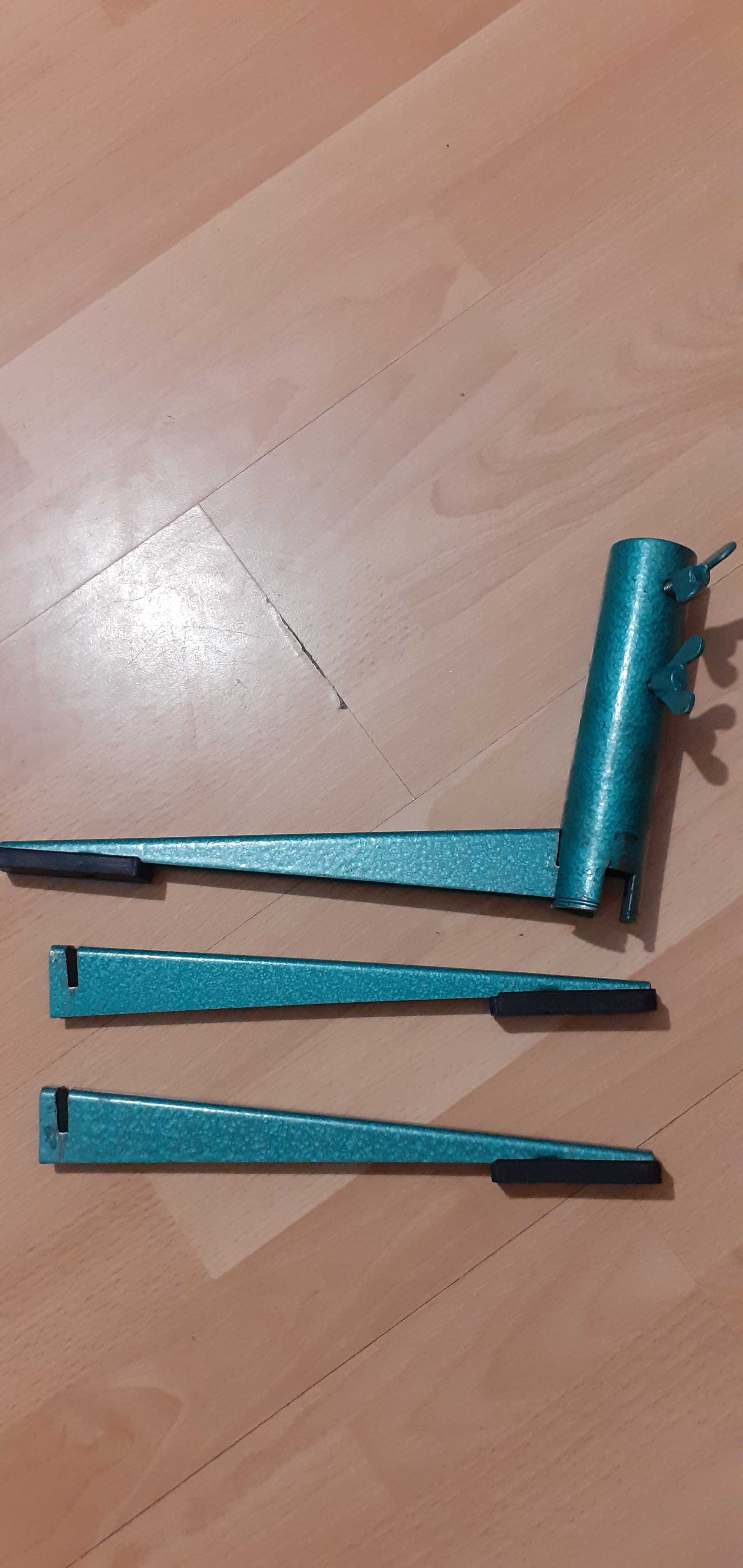 Stojak na choinkę metalowy