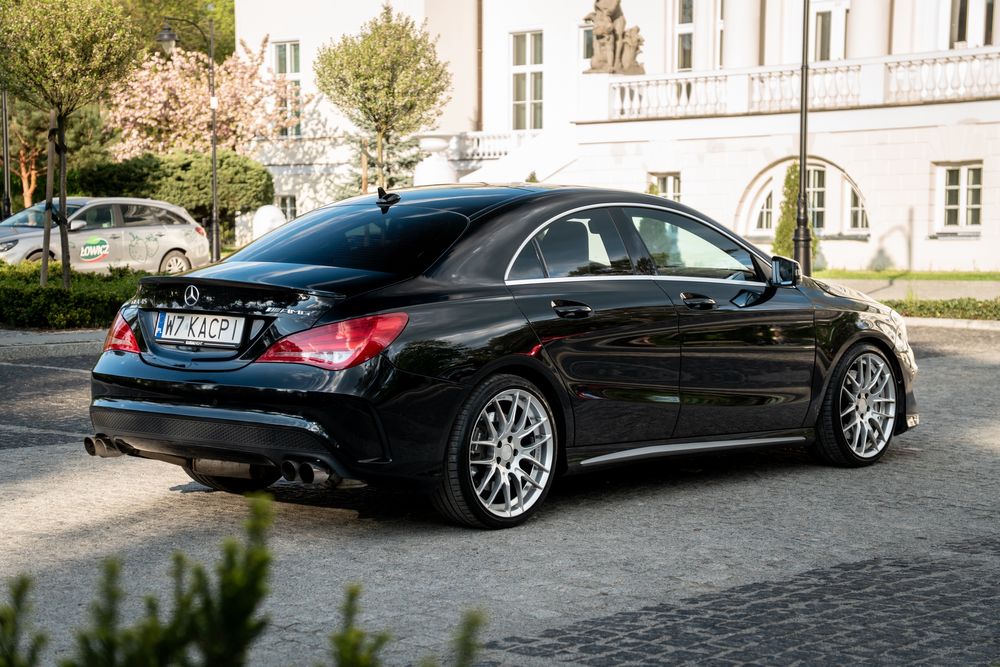 Mercedes CLA45 AMG