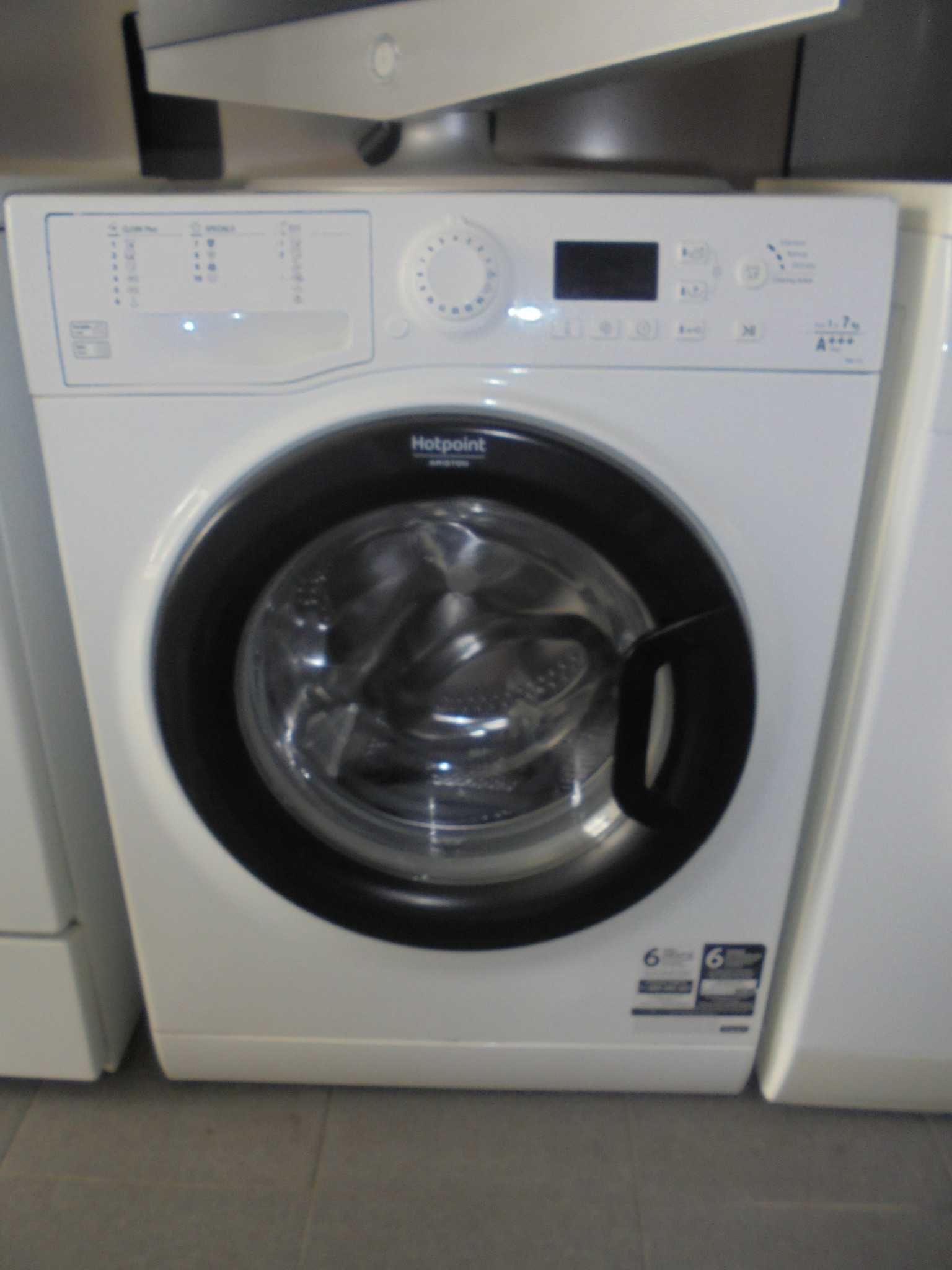 Maquina lavar - ARISTON - HOTPOINT 8kg. / Bom estado / Com garantia