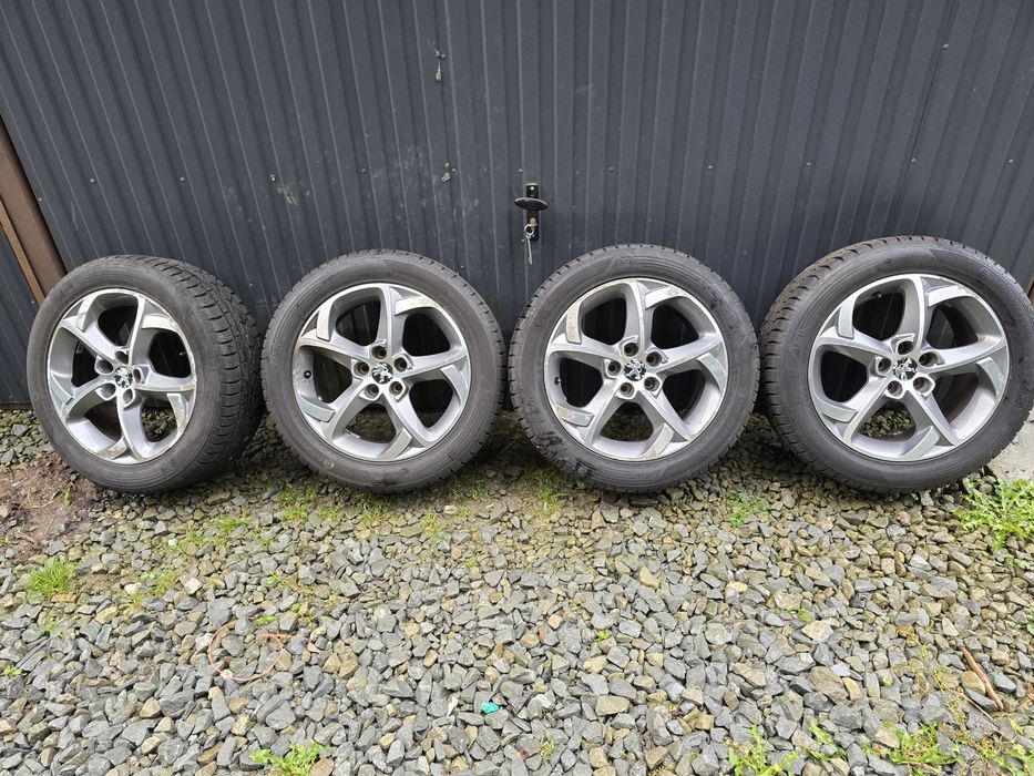Alufelgi komplet 215/55/17 peugeot 4x108