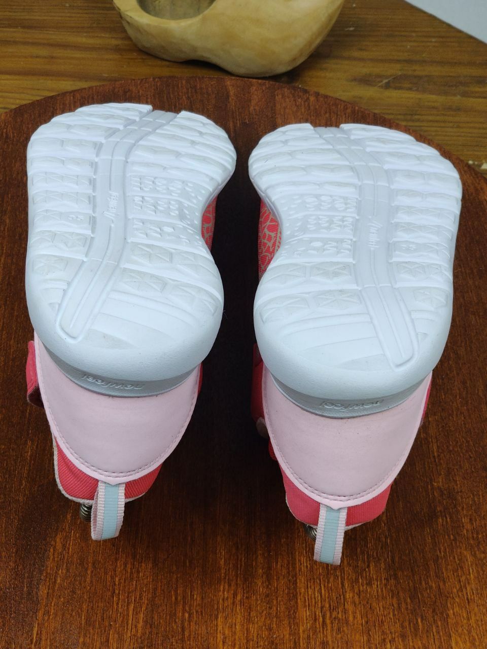 Buty Buciki r.35 Newfeel Soft 140 dla dzieci na rzery
