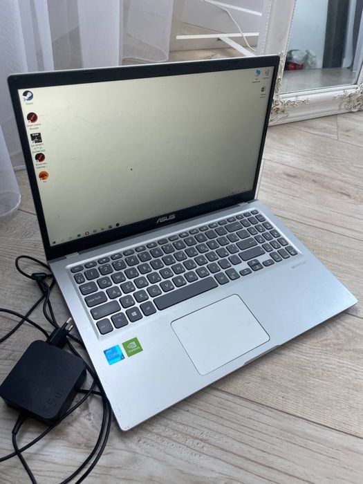 Ноутбук asus X515E