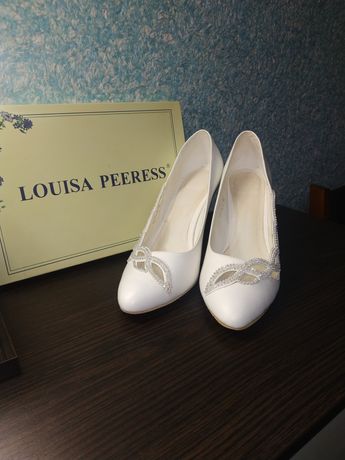 Туфли свадебные, бренд louisa Рeeress