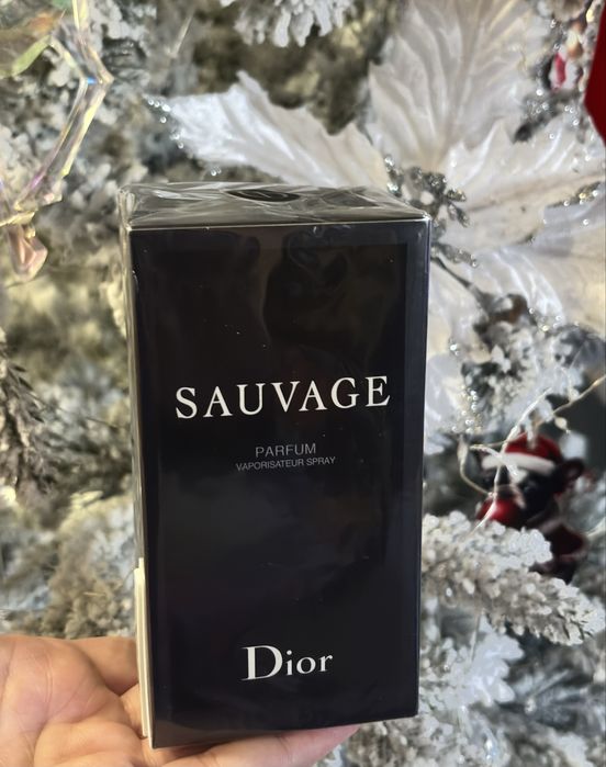 Sauvage dior perfum męski