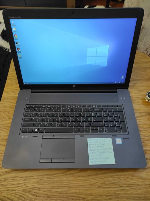 HP ZBook 17 G3 17.3/Xeon E3-1535M/16ГБ DDR4/128GB+320GB/M3000 4GB DDR5
