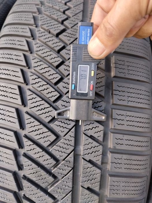 Продам шини 245/45R19