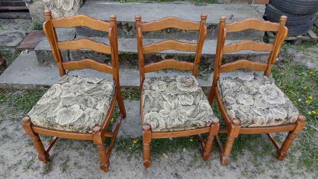 Solidne krzesła drewniane 5szt