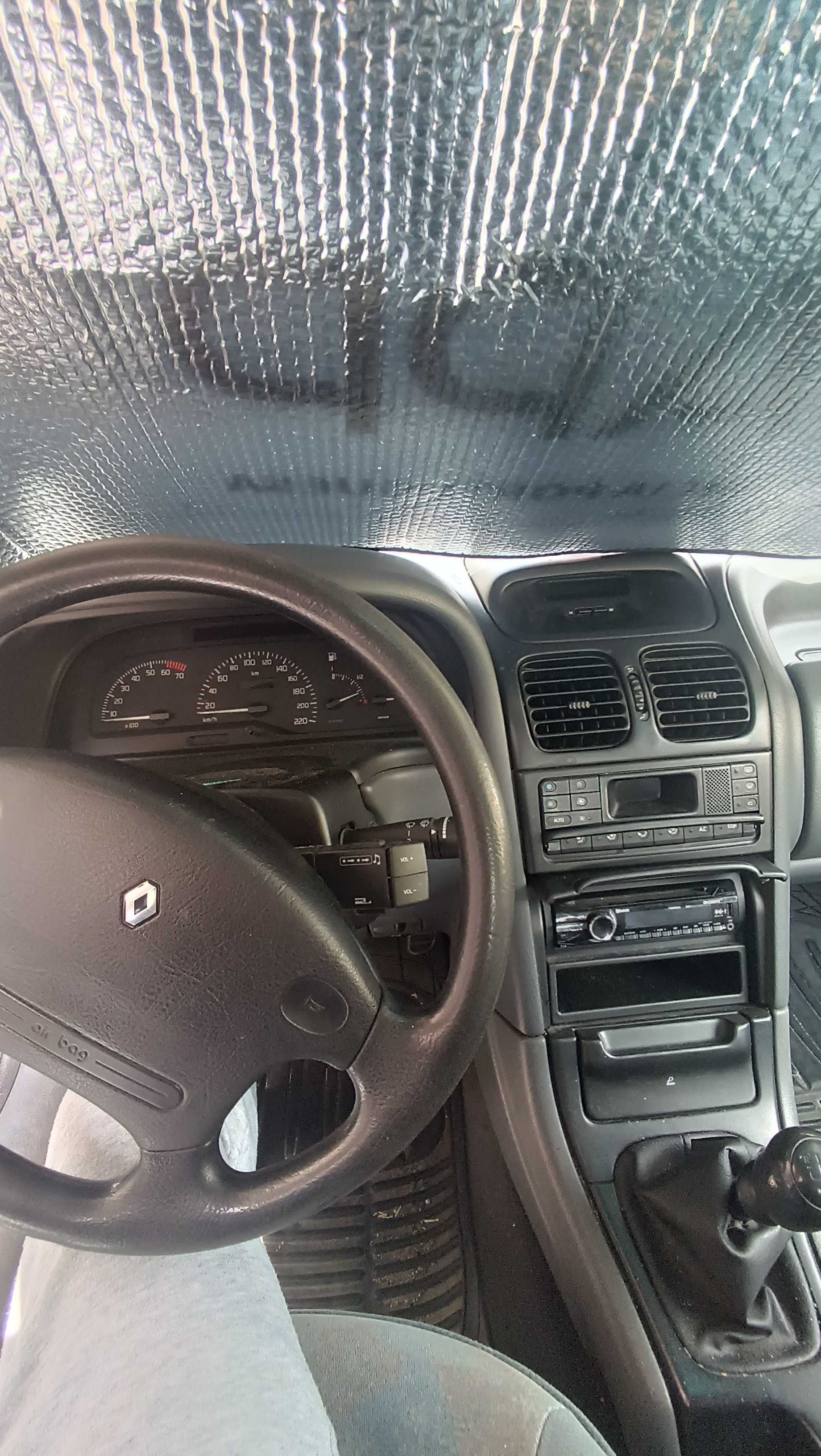 Renault Laguna RXE 1.8 1995/2001
