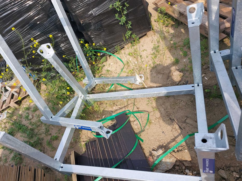 Paleta ocynkowana do podpór, kosze nowe,szalunki