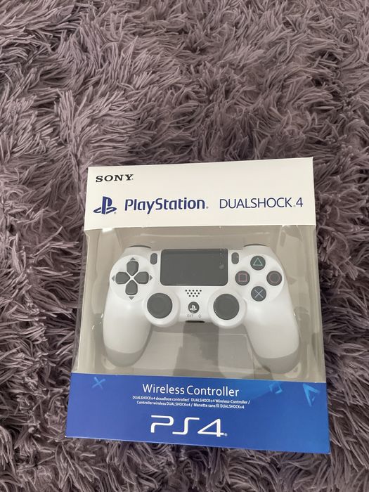 Nowy pad do ps4 biały