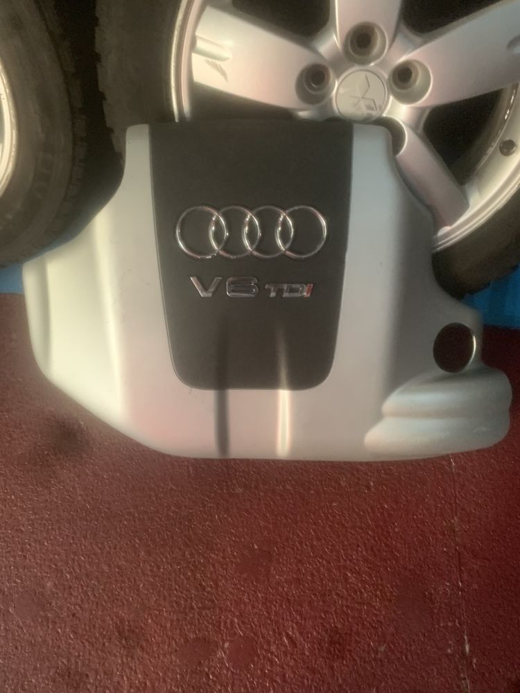 крышка двигателя от Audi V6 TDI