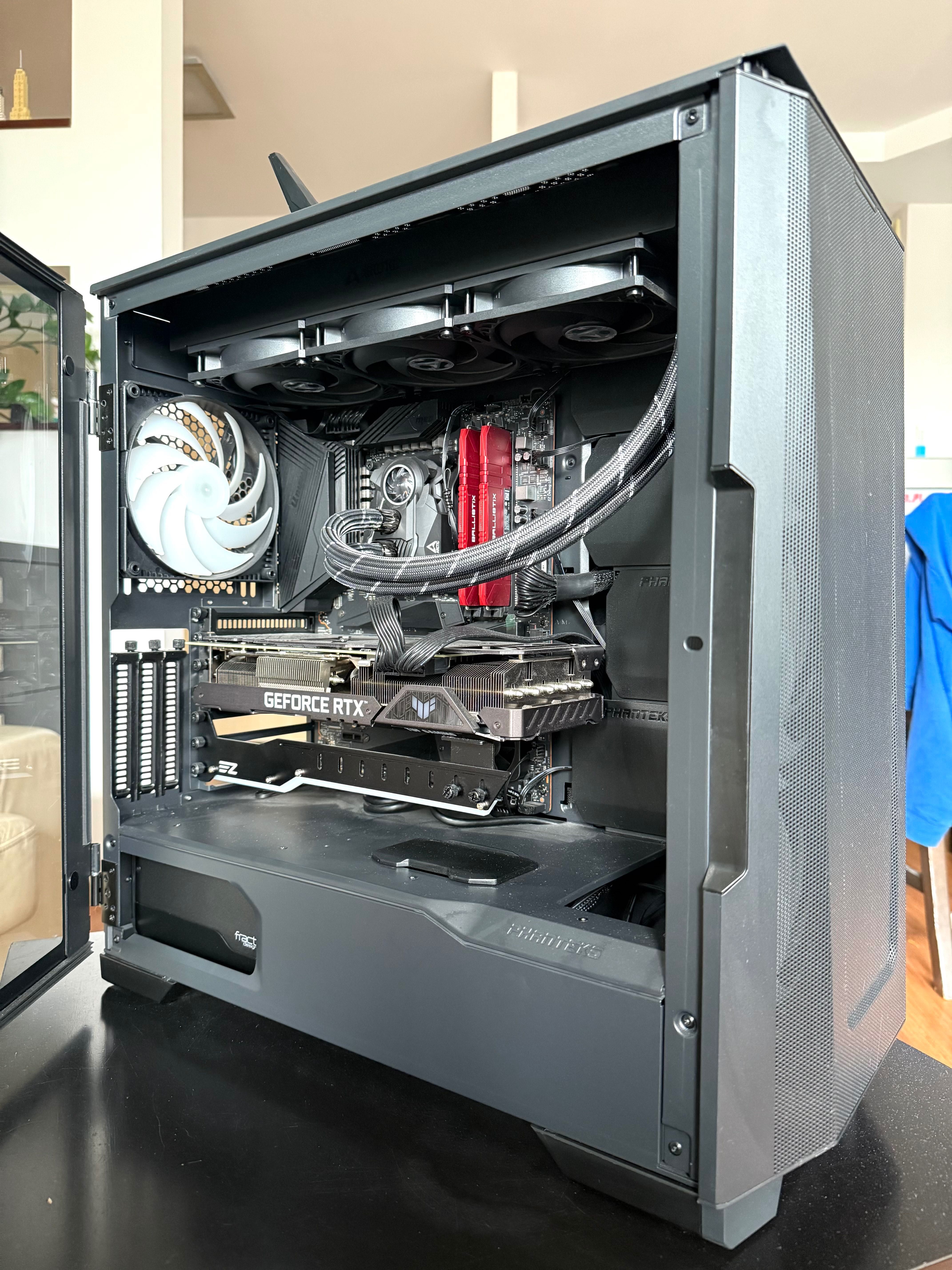 Komputer stacjonarny AMD Ryzen 9 5900X RTX 3080 MEG X570 32GB 860W
