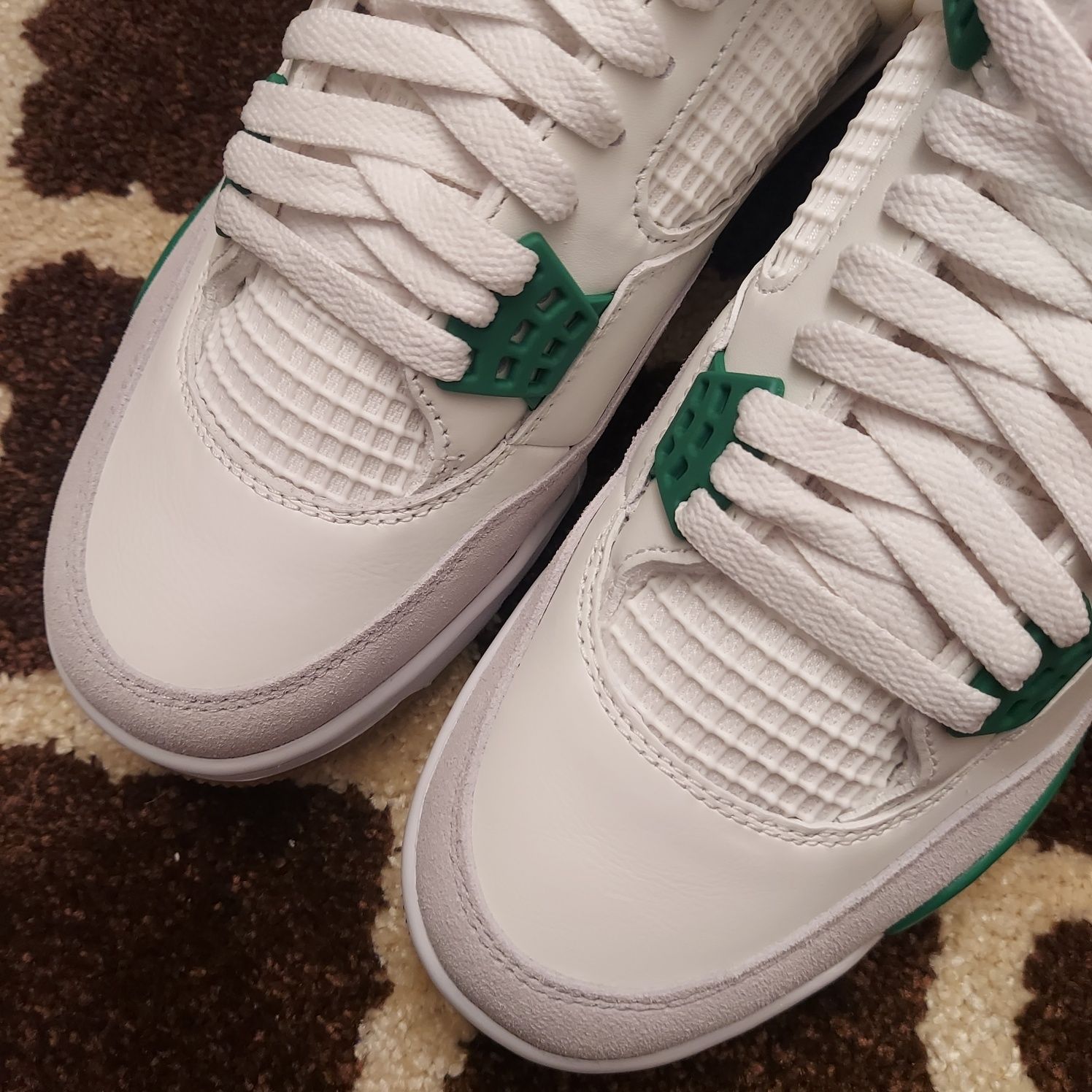 Jordan 4 Pine Green SB 42