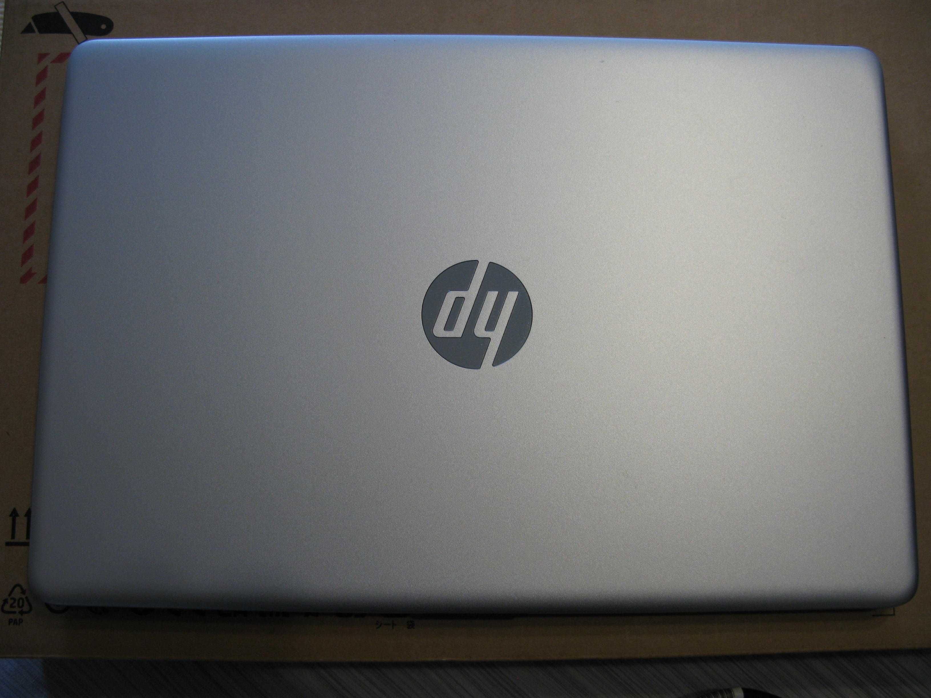 2,5-letni NOTEBOOK HP15- 15,6" ; 8GB ram;256 SSD