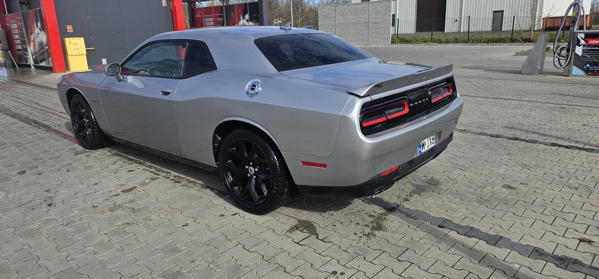 Dodge Challenger 5.7 hemi