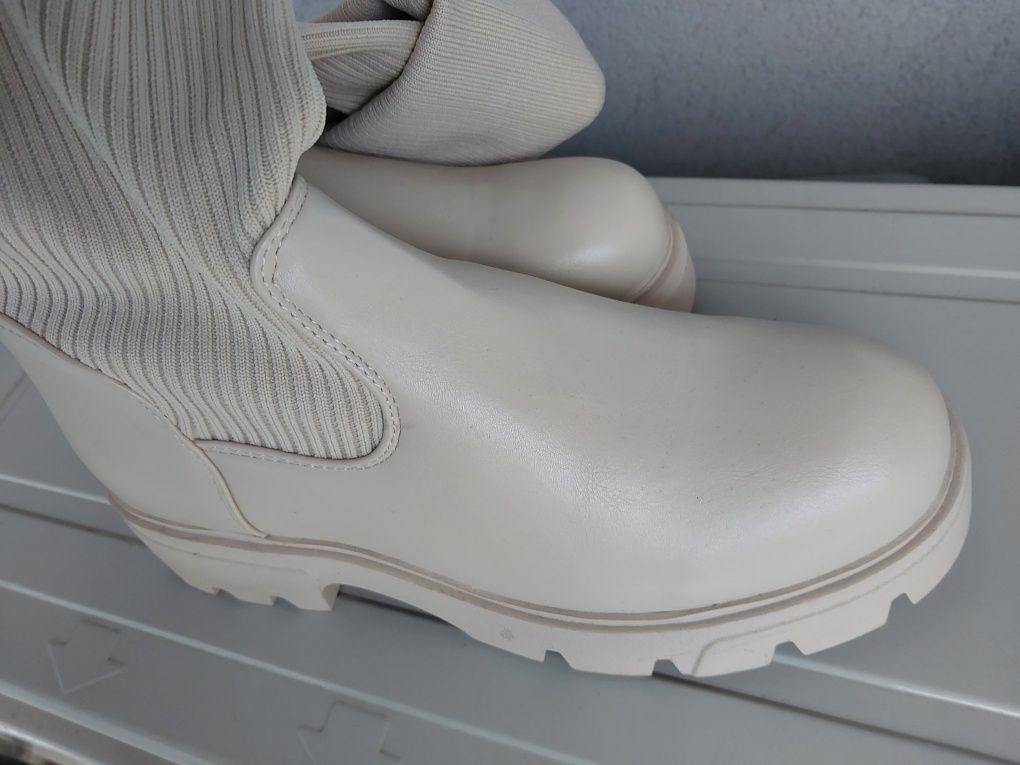 Nowe Buty zimowe  kozaki  sztyblety  rozm.40.