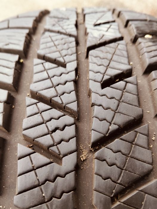 215/50/18 Barum Polaris Zima 4 szt.