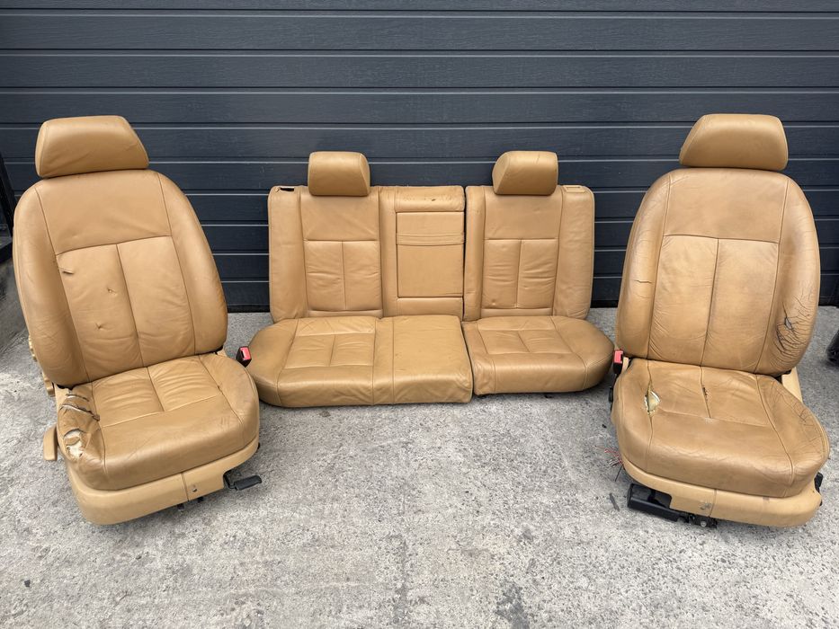Салон шкіра VW Golf 4 Skoda сидіння кожа гольф тур