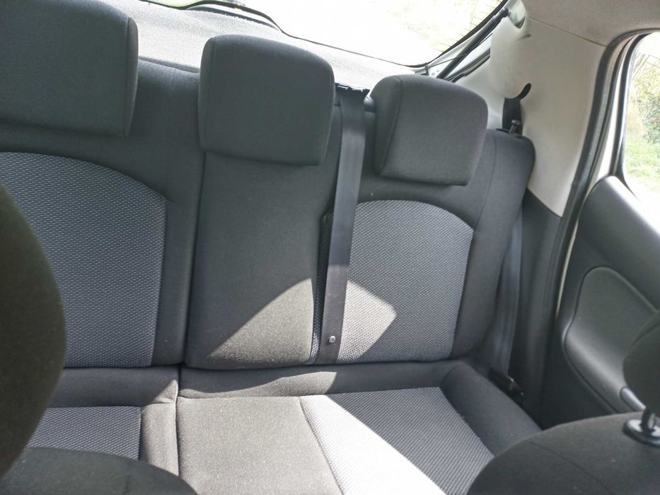 Продам власне авто: Peugeot 206+ 2011