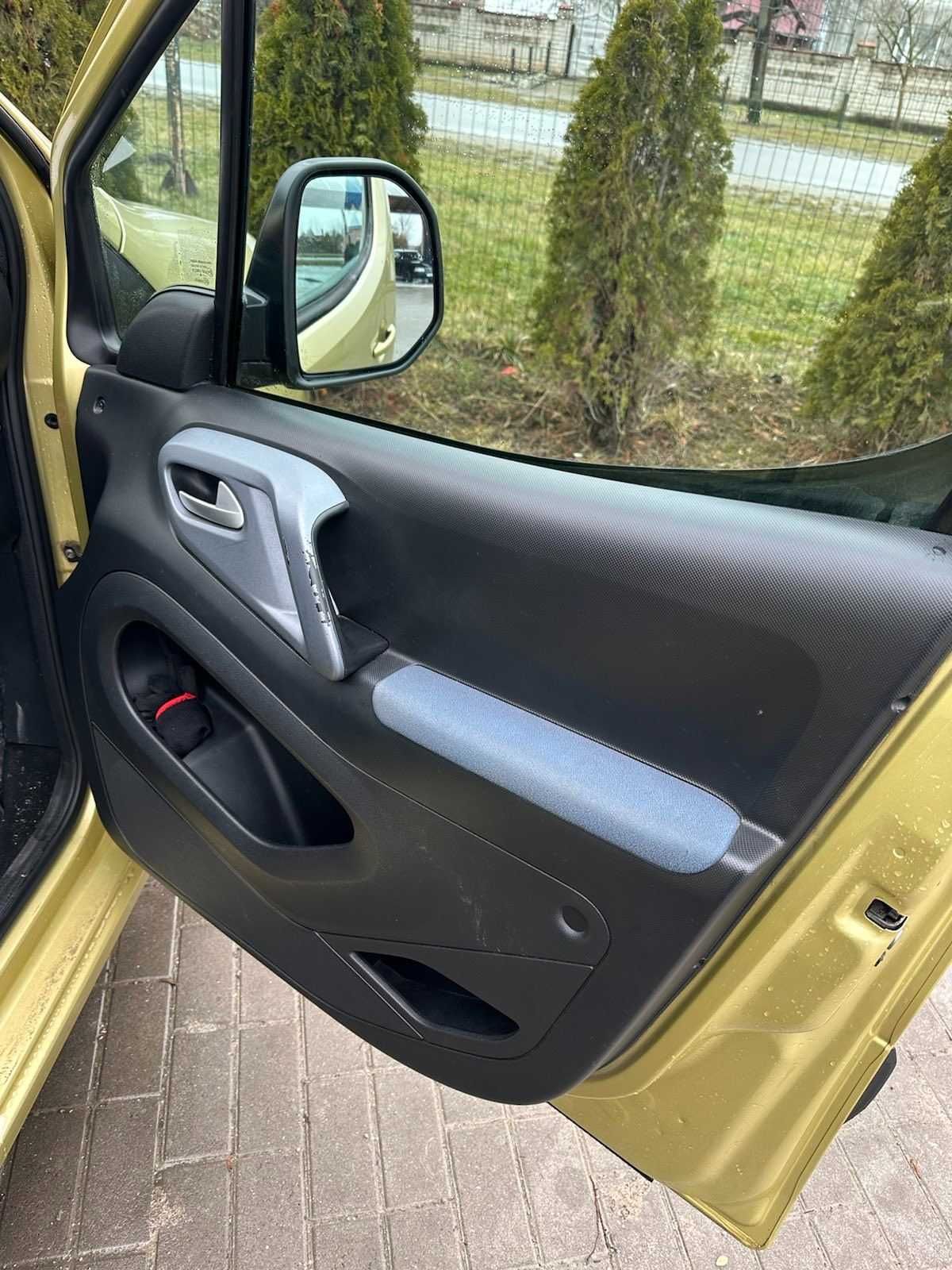 Продам власне авто Citroen Berlingo