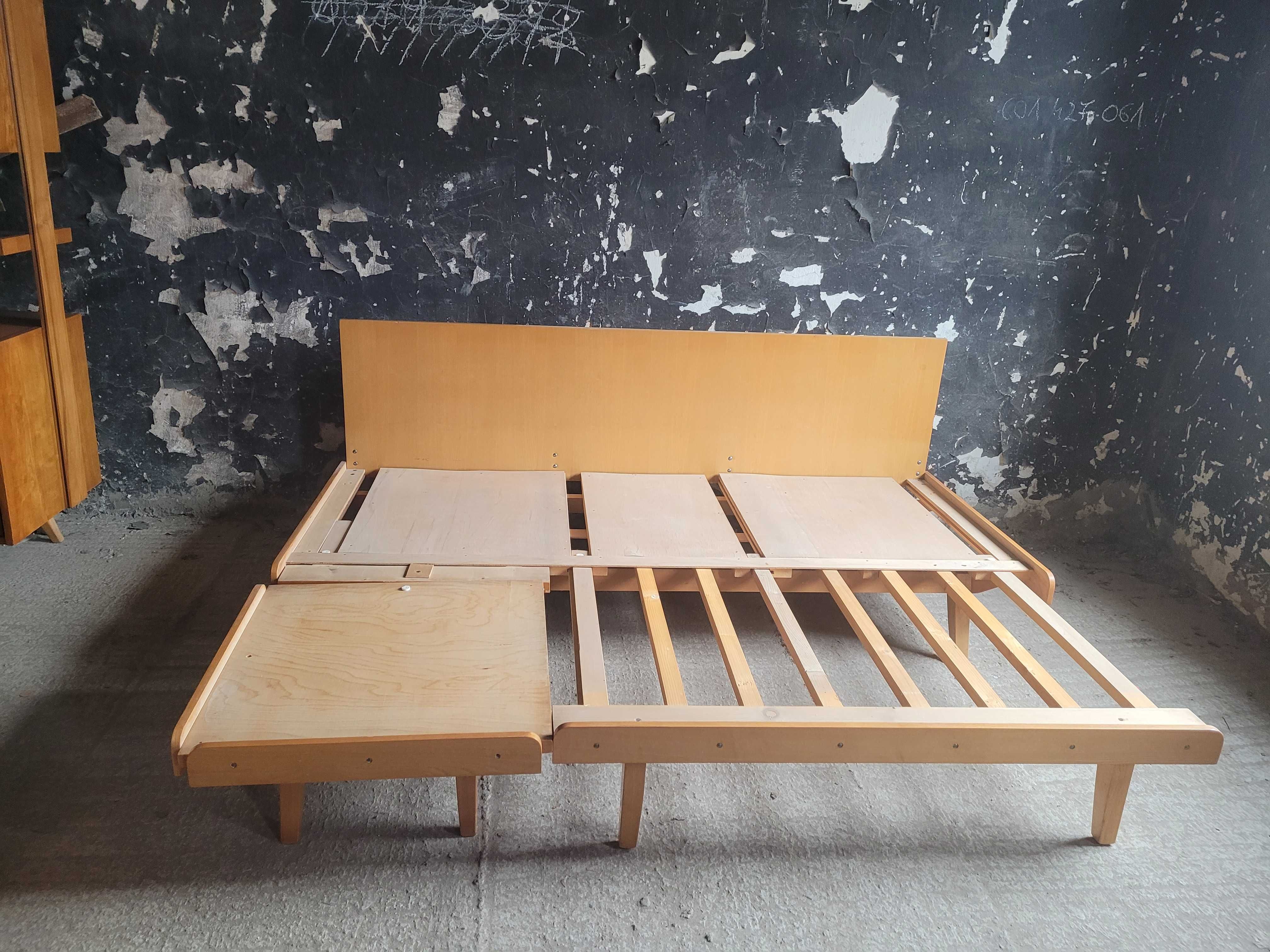 Sofa Tatra z podnóżkiem  narożnik rogówka Jirak vintage Czechosłowacja