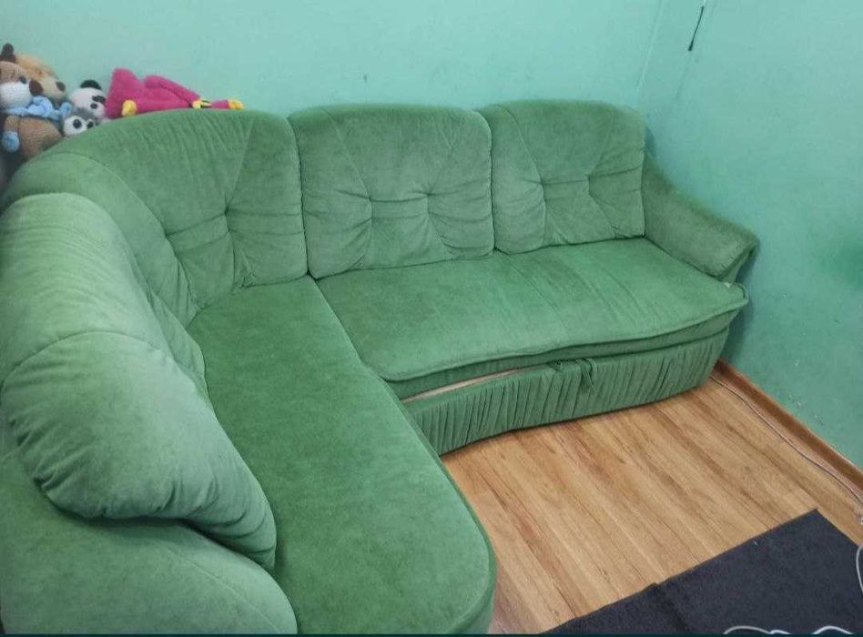 Кутовий диван б/у
