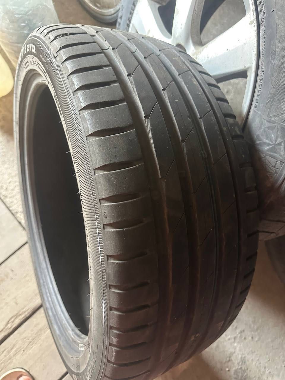 Шини NOKIAN NORDMAN Made in Finland 235/40/R18 95W