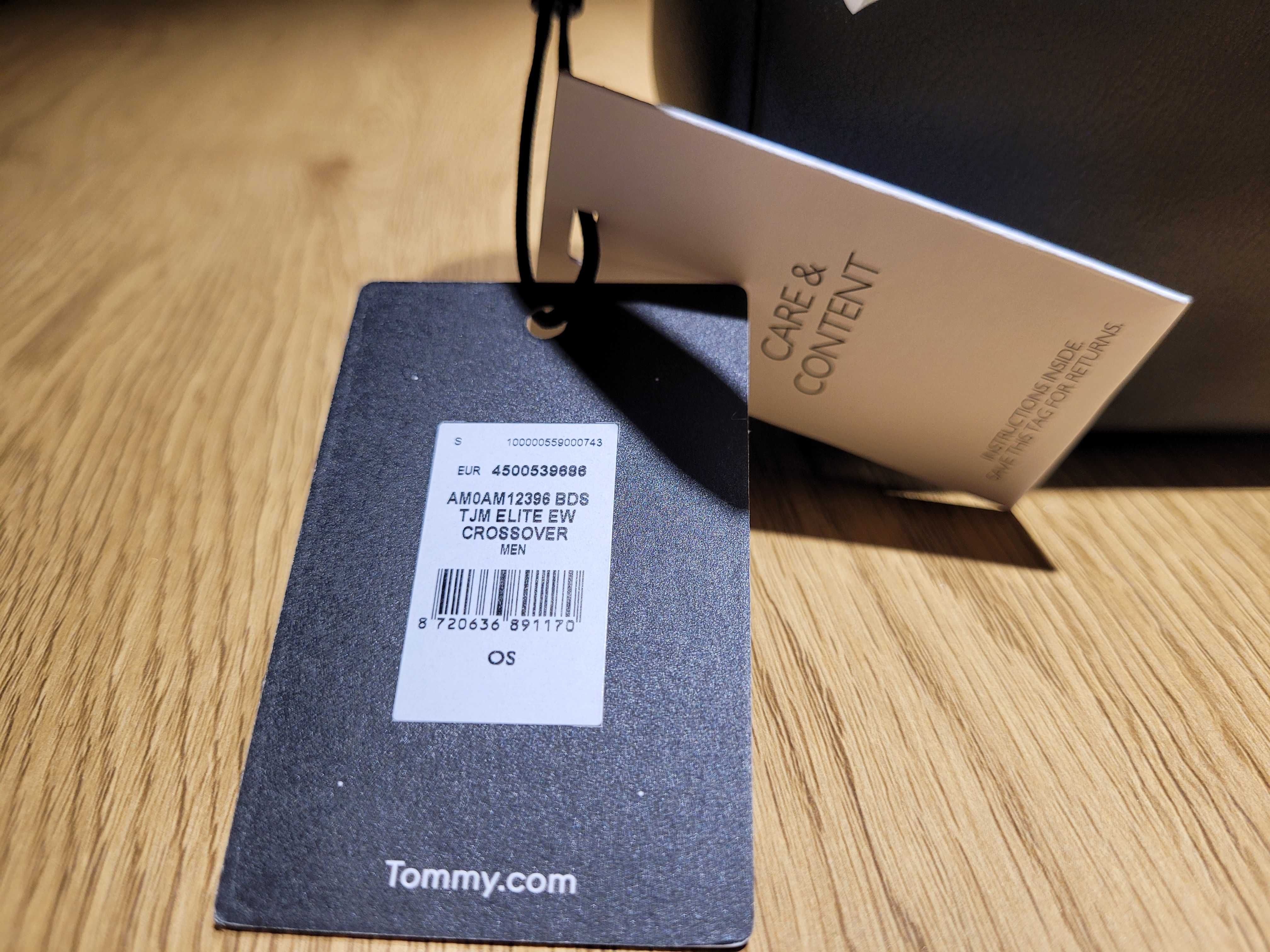 Tommy Hilfiger saszetka / kufer Czarna