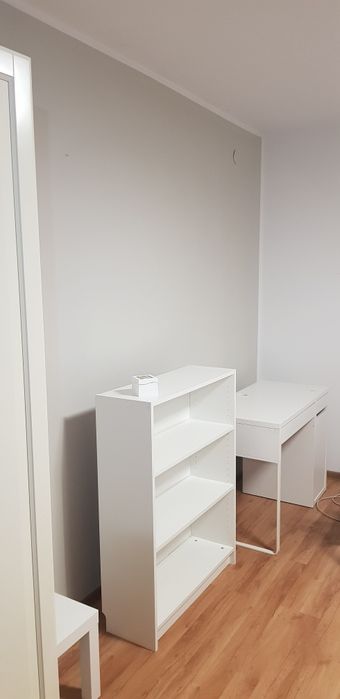 Wynajme pietro duzego budynku mieszkalnego