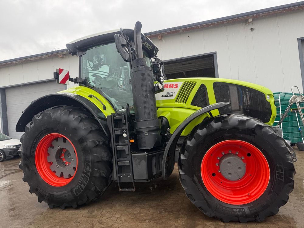Claas Axion 920