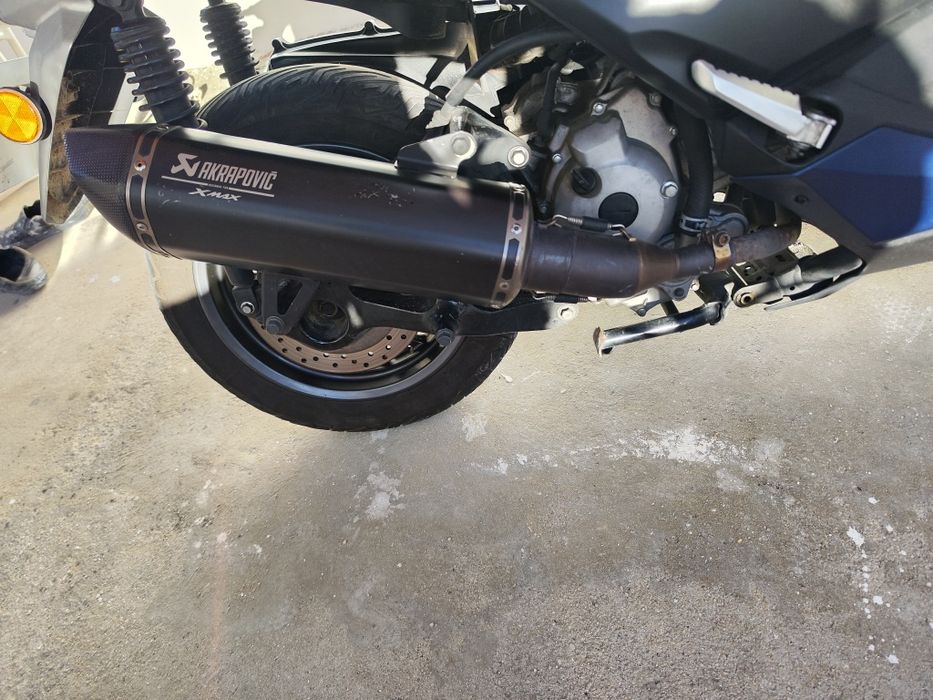 Akrapovic X max 300