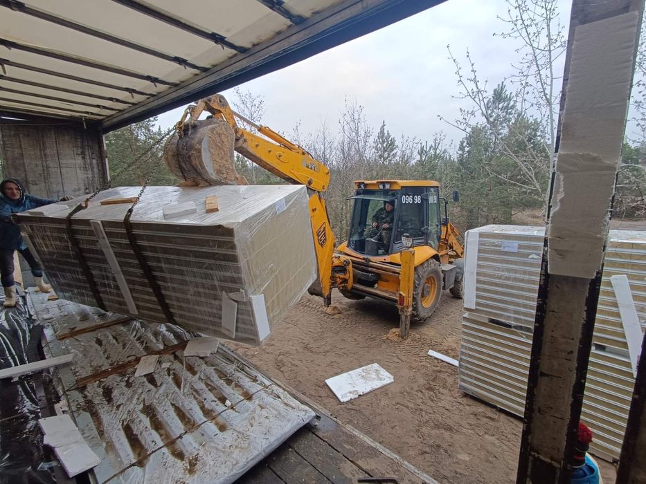 Послуги екскаватора JSB 3CX-4CX