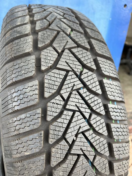 Нові Зимові шини 2023рік R16 205/60 Uniroyal Winter Expert