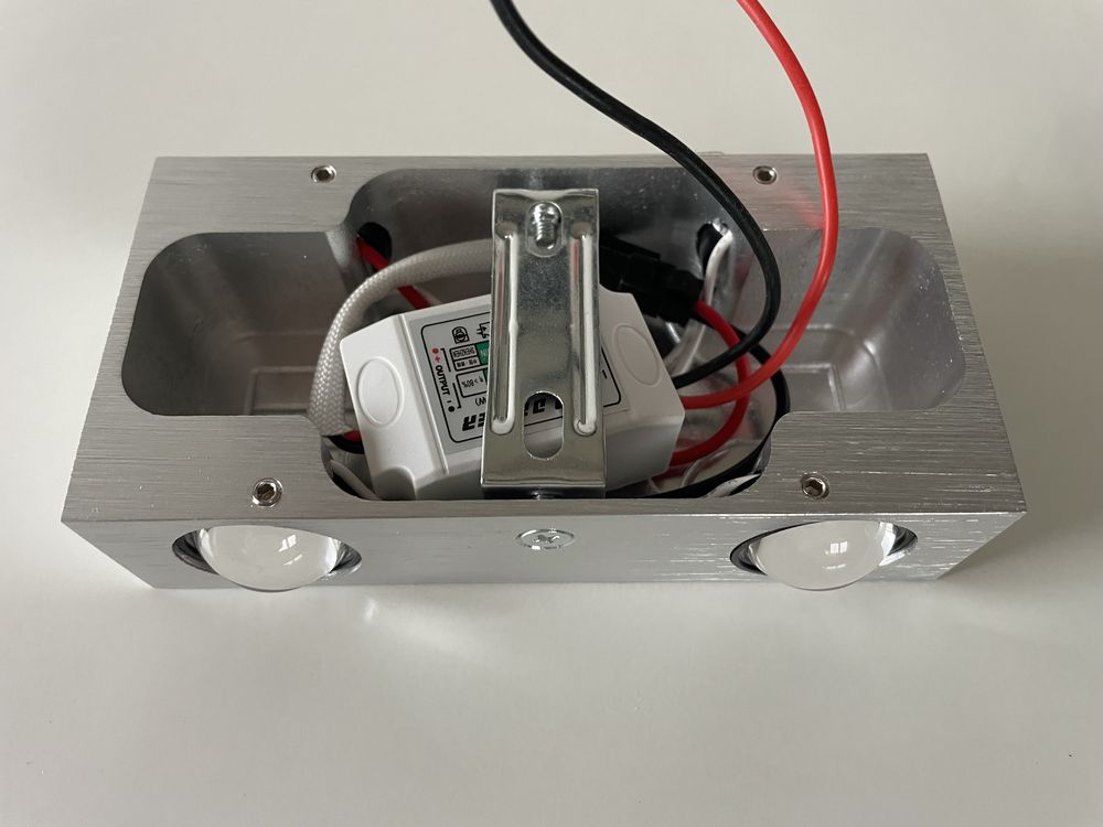 Lampa Led - Elewacykna - Kinkiet -  Fasadowe - 220 V -Aluminium  Nowa