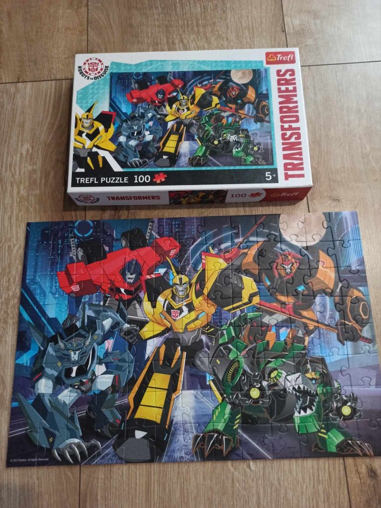 Puzzle transformers