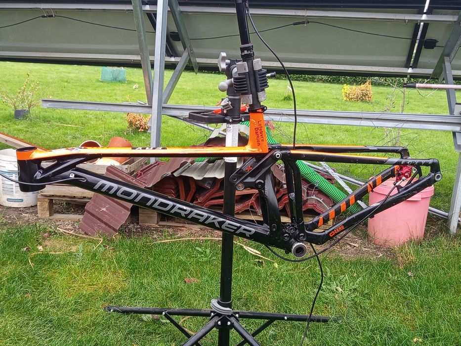 Rama mondraker foxy M + sztyca rc reverb