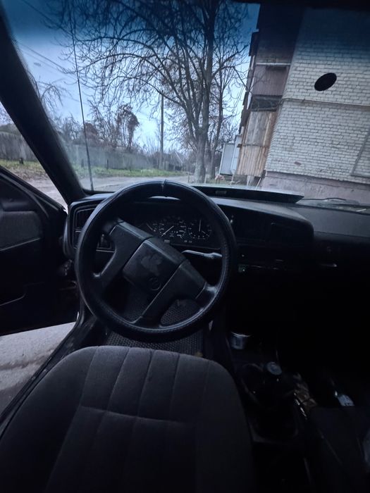 Продам машину в нормальному состояние