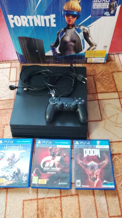 Sony playstation 4 pro 1TB